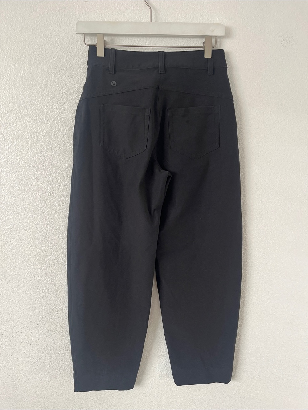 Lululemon City Sleek Mid-Rise Barrel-Leg PantLight Utilitech Black Size 24 - Picture 7 of 7